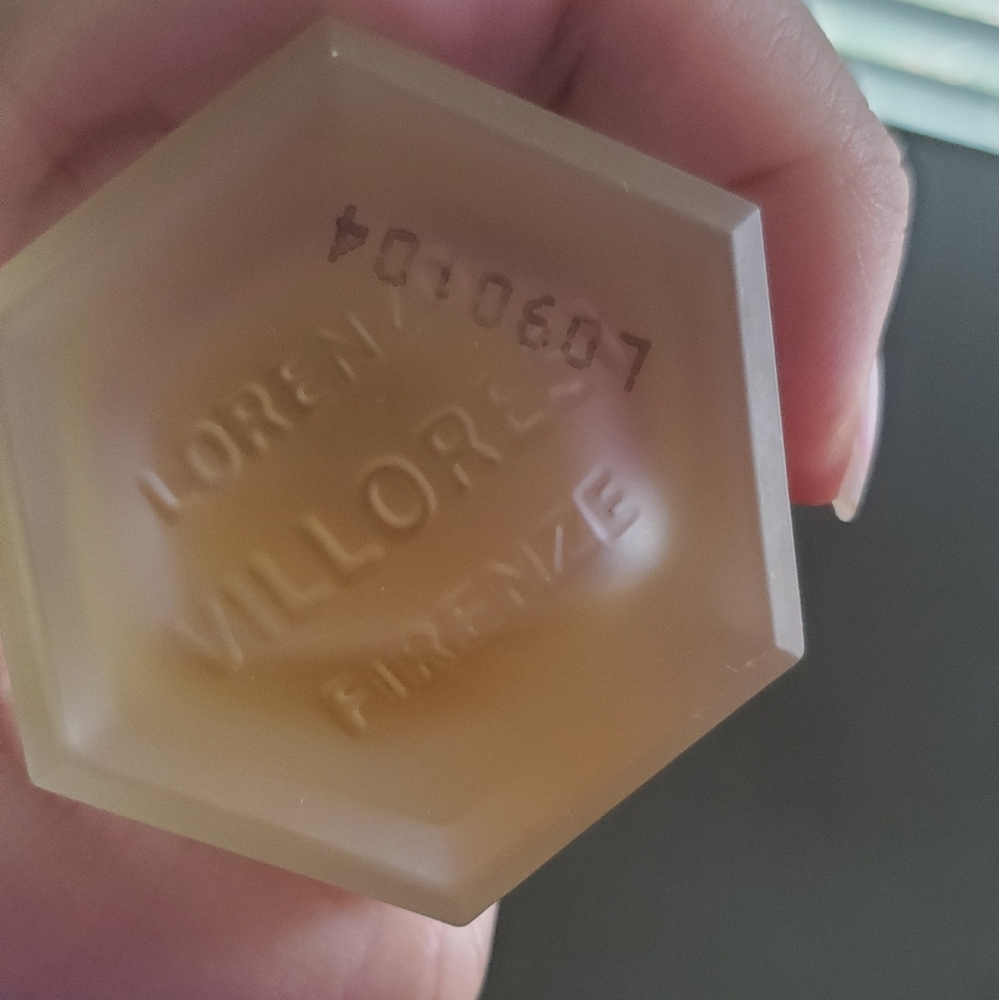SOLD**"Teint de Neige" by Lorenzo Firenze Fragrance - Picture 3 of 7
